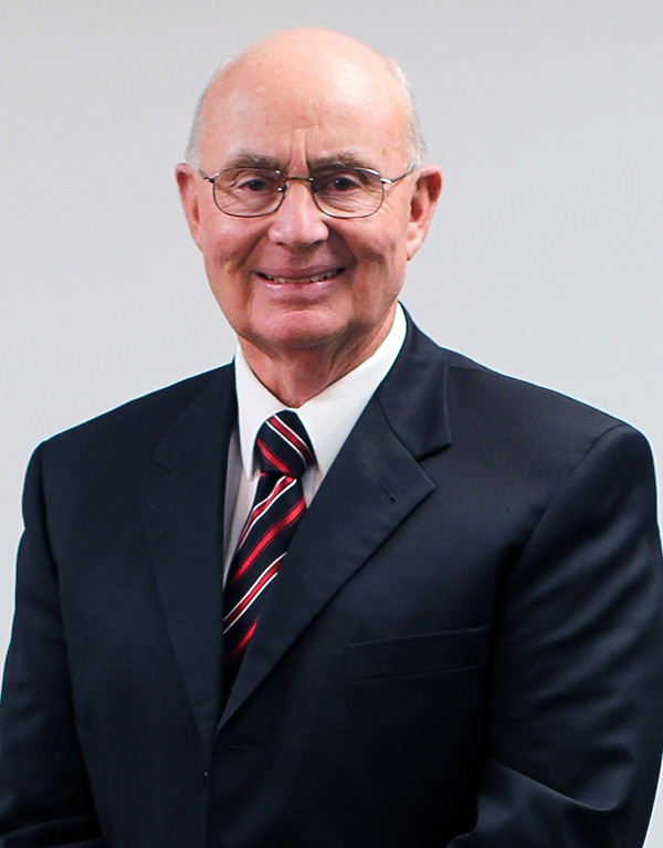 Kent Neighbor - Chairman of the Board at Farmers State Bank (Marion, IA)