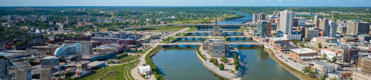 Meet FSB's Commercial Lenders in Eastern Iowa (Photo of Downtown Cedar Rapids)